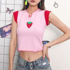 Strawberry Printed Pastel Color Block Top Pastel Y2k, Slytherin Fashion, Grunge Pastel, Y2k Shirts, Pastel Fashion, Aesthetic T Shirts, Strawberry Print, Color Block Top, Pink Style