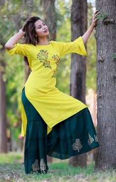 Sharara Kurti, Diy Clothes Tops, Ethnic Tops, Kurti Styles, Kurti Dress, Kurti Embroidery, Kurti Sets, Kurti Embroidery Design, Long Kurti Designs