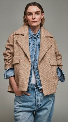 Denim On Denim, Urban Outfits, Looks Style, Mode Inspiration, Outfit Casual, Trench Coats, Moda Fashion, Look Fashion, Denim Fashion