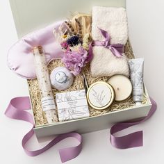 Spa at Home Gift box, Relaxation Wellness Gifts for Her Self Care Gift Basket, Soaking Salts, Cloud Socks, Self Care Sunday, Gifts For Mothers, Lavender Eucalyptus, Lavender Gifts, Lavender Silk, Mini Bouquet