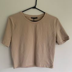 Zara Nwt Cropped Top Beige Tan Neutral Shirt L Large Fitted Slim Beige T-shirt For Spring Workwear, Fitted Beige Plain Top, Basic Beige Summer Tops, Neutral Fitted Cropped Tops, Simple Beige Summer Tops, Simple Beige Tops For Summer, Cream Short Sleeve Crop Top, Simple Cropped Tops For Spring, Neutral Fitted Casual Tops