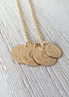 "NOTE! THIS ITEM WILL BE SHIPPED FROM THE USA!! ALL ENGRAVED JEWELRY AND RINGS ARE SHIPPED FROM THE USA Delicate coin necklace with engraved letters and birthdays in sterling silver or gold filled. This name necklace will make a perfect, meaningful unique gift for any occasion. Personalize it for mom, grandma or any loved ones with kids initials and Include a meaningful date for a special touch. Create a family necklace when you add multiple initial charms to it DETAILS * Gold filled or sterling Mum Jewellery, Engraved Letters, Cat Necklace Gold, Sideways Initial Necklace, Belly Button Jewelry, Necklace Mom, Bar Necklace Personalized, Moms Bracelet, Family Necklace