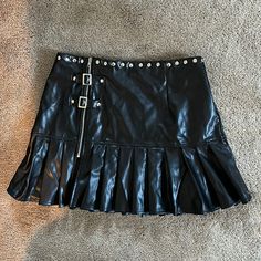 Super Cute, Just Too Short For Me. Never Worn, New Without Tags Mall Goth Skirt, Goth Skirts, Clawdeen Wolf, Faux Leather Mini Skirt, Cute Nike Shoes, Denim Skirt Women, Leather Mini Skirt, Cute Nikes, Mall Goth