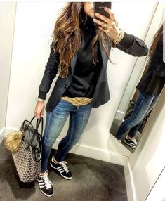 Express Jeans Women, Moda Paris, Wardrobe Tips, Outfits Chic, Nice Style, Express Jeans, Casual Chic Outfit, Blazer Outfits, Jeans Women