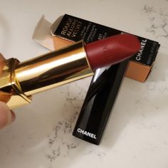 Rouge Allure Velvet Le Rouge Velours Lumineux Luminous Matte Lip Colour 627 Rouge Feu Chanel Makeup Looks, Light Lipstick, Chanel Cosmetics, Lip Color Lipstick, Chanel Lipstick, Lipstick Brands, Liquid Lip Color, Matte Lip Color, Chanel Makeup