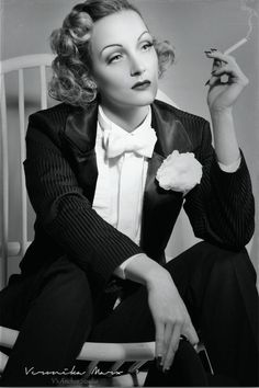 Look Gatsby, Louise Brealey, Katharine Hepburn, Hollywood Icons, Foto Poses, People Magazine, Teen Vogue