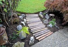 the steps are made out of wooden planks