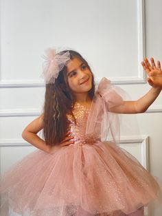 Birthday Powder Girl Tutu Dress Salmon Glitter Princess Gown - Etsy Gold Tutu Dress, Toddler Wedding Dress, Salmon Dress, Outfit Photoshoot, Designer Kids Wear, Gold Tutu, Girls Tulle Dress, Girls Tutu Dresses, Rose Girl