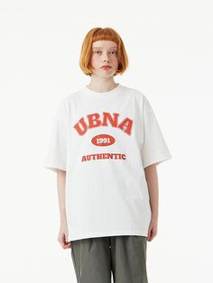 This basic T-shirt is simply detailed with bold contrasting color UBNA logo graphic print. It has a trendy oversized fit, and is made from durable and soft single cotton jersey.- Ribbed crew neck- Graphic print at front- Short sleeves- Oversized fit- Unisex wear- Durable double stitching at neck and shoulder line- Tentar and tumble finish to minimize shrinkage and wrinkles- Easy care and comfortable high density 16's single cotton jersey Collegiate Crew Neck T-shirt For Streetwear, Oversized Screen Print T-shirt For College, Oversized Graphic Print T-shirt For College, College Crew Neck T-shirt With Branding, Trendy College T-shirt With Text Print, College T-shirt With Logo Print In Relaxed Fit, Collegiate Graphic T-shirt For Streetwear, Collegiate Streetwear T-shirt With Graphic Print, Collegiate Graphic Print T-shirt For Streetwear