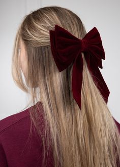 Add the finishing touch to any outfit with our Maroon Velvet Hair Bow! Made with luxurious maroon velvet and a secure clip, this hair bow will add a touch of elegance and style to your look. Perfect for any occasion, whether it's a casual day out or a special event. Elevate your style with our Maroon Velvet Hair Bow! Maroon Hair Accessories, Velvet Hair Clip, Xmas Day Outfit Ideas, Xmas Hair Accessories, Ig Background, Burgundy Hair Accessories, Burgundy Accessories, Maroon Aesthetic, Velvet Hair Bow