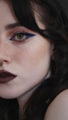 Makeup Ideas Goth Soft, Grunge Everyday Makeup, Soft Goth Makeup, Witchy Makeup, Dark Makeup