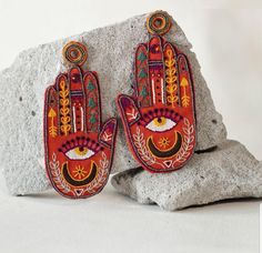 Boho Accesories, Eye Embroidery, Embroidered Earrings, Accessorize Jewellery, Diy Fabric Jewellery, Bridal Jewelery, Exotic Jewelry, Diy Pendant Necklace, Women Crafts