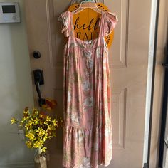 Cute Dress Size Medium, Never Been Worn. Coral Dress For Spring Brunch, Casual Coral Dress For Vacation, Casual Coral Summer Dress, Peach Floral Print Sundress Maxi Dress, Peach Floral Print Maxi Sundress, Orange Sundress Maxi Dress For Garden Party, Peach Sundress Maxi Dress, Orange Cotton Midi Sundress, Casual Orange Maxi Dress For Garden Party