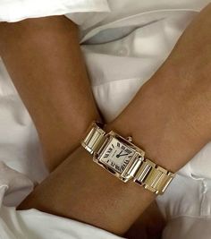 Body Chains, Cartier Watch, Minimal Chic, Old Money Aesthetic, Girly Jewelry, Dream Jewelry