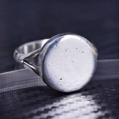 size 5.5, vintage mexico Sterling silver handmade ring, 925 blank monogram band, stamped 925 Silver Signet Ring Stamped 925 With Open Shape, Silver Open Signet Ring Stamped 925, Sterling Silver Stamped Signet Ring In Silver, Sterling Silver Signet Ring With 925 Stamp, Minimalist Silver Engraved Ring Stamped 925, Silver Stamped Open Ring, Vintage Wide Band Sterling Silver Ring, Vintage Sterling Silver Initial Ring, Vintage Silver Wide Band Ring Stamped 925