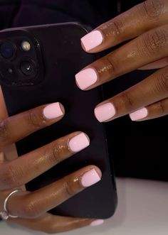 Short Round Nail Inspiration, Shirt Gel X Nails, Good Colors For Short Nails, Light Pink Nails Natural Nail, Regular Short Nails, Square Vs Squoval Nails, Regular Gel Nails Manicures, Painted Natural Nails Ideas, Nude Gel Manicure Short Nails