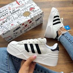 Gucci Leather Shoes, Trending Shoes For Men, Denim Shorts Women, Dream Shoes, Shoe Lover, Adidas Nike, Tennis Shoes, Shoe Collection, Leather Shoes