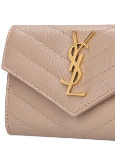 Height: 9cm Width: 12cm Depth: 1.5cm. Front flap with snap button closure. Front gold-colored metal logo detail. One back pocket. Four internal card slots Leather Envelope, Versace Brand, Envelope Wallet, Ski Accessories, Beauty Devices, Dark Beige, Sports Accessories, Metal Logo, Flat Espadrilles