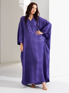 Premium Qualtiy Silk Touch Fabric Model Height: 175 CM 100% Jacquard Viscose Length: 145 cm Traditional Purple Silk Kaftan, Silk Long Kaftan For Formal Occasions, Festive Silk Abaya, Elegant Long Purple Kimono, Elegant Purple V-neck Kaftan, Traditional Long Silk Abaya, Silk Long Abaya For Eid, Long Silk Abaya For Eid, Elegant Purple Kaftan With Kimono Sleeves