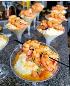 shrimp and grits are served in small bowls