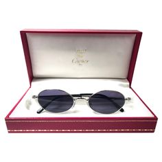 Jeanne Toussaint, Cartier Silver, Black Gold Sunglasses, Cartier Gold, Sign Of The Times, Cartier Sunglasses, Silver Sunglasses, Round Frame Sunglasses, Gold Sign