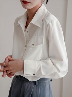 This shirt is perfect for those who are looking for a new shirt for a good price. It is fashionable, stylish, and it will look great on anyone who wears it. Do you wanahavit? Female Tops, Blouse Summer, White Office, Button Up Long Sleeve, Women Shirt, Office Ladies, Shirt White, Looks Great, Sleeve Blouse