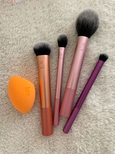 Makeup Collection Goals, Beauty Blenders, Cool Makeup Looks, Eye Makeup Designs, Fancy Makeup, Real Techniques, Makeup Obsession, Body Makeup