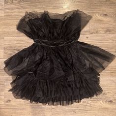 Black Tulle Puff Dress Forever 21 Flirty Evening Dress, Black Ruffled Mini Dress For Costume Party, Forever 21 Ruffled Dresses For Parties, Flirty Party Dresses By Forever 21, Forever 21 Black Dress For Night Out, Flirty Black Dress From Forever 21, Forever 21 Dresses For Evening Party Season, Chic Evening Dresses By Forever 21, Forever 21 Evening Dresses For Party Season