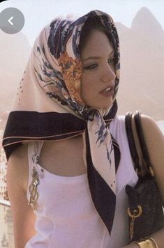 Head Scarf Fashion Mediterranean Head Scarf, Vintage Silk Scarf Aesthetic, Vintage Neck Scarf, Neck Scarf Aesthetic, Russian Head Scarf, Head Scarf Fashion, Hijab Styles For Party, Slavic Women