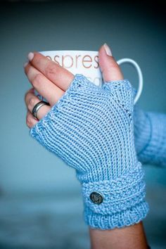 Fable Mitts – Free Knitting Pattern Crochet Scarfs, Knitted Items, Fingerless Mitts, Fingerless Gloves Knitted, Crochet Gloves, Knitted Wit, Fingerless Mittens, Knit Mittens, Free Knitting Pattern