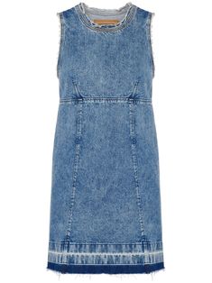 navy blue cotton denim washed appliqué detail frayed edge raw-cut finish crew neck sleeveless straight hem thigh-length Moschino Jeans, Sleeveless Denim Dress, Tank Dresses, City Dress, Airport Fashion, Summer Beach Wear, Airport Style, Well Dressed, Tank Dress