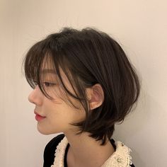 Short Wolf Cut Hair, Technology Devices, Hottest Hairstyles, Haircut With Bangs, Cut Hairstyles