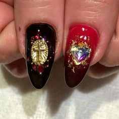 Romeo And Juliette, Romeo Et Juliette, Goth Nails, Nail Envy, Funky Nails, Cute Nail Designs, Valentines Nails, Love Nails, Beautiful Makeup