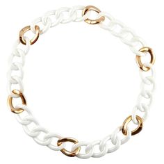 Alex Jona design collection, hand crafted 18k rose gold and white high-tech ceramic curb-link necklace. Dimensions : H x 21 cm, L x 44.5 cm, D x 0.6 cm - H x 8.26 in, L x 17.51 in, D x 0.23 in. With a hardness approaching that of diamond, high-tech ceramic is a highly scratch-resistant material. Light and biocompatible, it is extremely skin friendly and pleasant to wear. Alex Jona jewels stand out, not only for their special design and for the excellent quality of the gemstones, but also for the Pink Gold Necklace, Ceramic Rose, Elegant Pouch, Vintage Chain Necklace, Gold Link Necklace, Gold Link Chain, White Gold Chains, Modern Necklaces, Design Collection