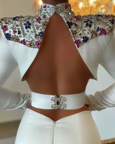 Dona Matoshi, Crystals White, Glamour Dress, Classy Dress Outfits, فستان سهرة, 자수 디자인, Mermaid Evening Dresses, Gala Dresses, Glam Dresses