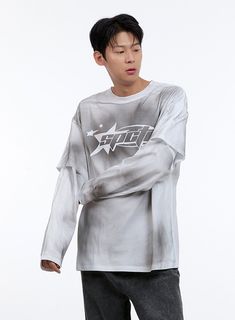 Product Detail Style : Street Occasion : Back to school Type : Men, TShirts Print : Graphic, Washed Material : Cotton Sleeve : Long sleeve Neck : Round neck Fit : Loose fit Cotton100 Color : White, Black Made in Korea Model Size Model is wearing size M/L and the color White. Height : 6'0" | 184cm / Top : L / Bottom : XL (32 inch) .prddescription table, .prddescription td, .prddescription th { border : 1px solid black; border-collapse : collapse; padding: 10px; } Size(Inch) Size Shoulder Bust Sle Hip Hop Long Sleeve Graphic T-shirt, White Long Sleeve T-shirt For College, White Long Sleeve College T-shirt, Gray Long Sleeve Hip Hop Top, Hip Hop Long Sleeve Cotton Tops, Gray T-shirt For Winter Streetwear, Gray Winter T-shirt For Streetwear, Long Sleeve Grunge Graphic Top, White Graphic Design T-shirt