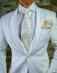 Wear Shawl, Men's Tuxedo Wedding, Groomsmen Outfit, Paisley Wedding, Wedding Tux, White Tuxedo, Designer Suits For Men