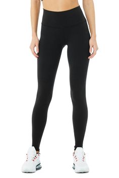 High-Waist Airbrush Legging - Black | Alo Yoga Best Yoga Clothes, High Waisted Leggings Workout, Inhale Exhale, Back Women, Alo Yoga, Yoga Wear, Yoga Women, Yoga Clothes, High Waisted Leggings