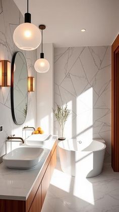 What Are Key Features of an MCM Bathroom? Dark Mid Century Bathroom, Mcm Bathroom Tile, Mid Century Modern Master Bath, Midcentury Bathroom Design, Mid Century Modern Bathroom Ideas, Ultra Modern Bathroom, Modern Mid Century Bathroom, Mid Century Bathroom Remodel, Modern Shower Tile