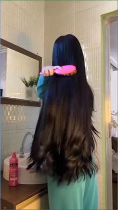 #selfcare #dailyhabbits #goodcare #dailyroutine #dailyselfcare
@JanMangal_International Instant Hair Growth, Simply Hairstyles, Hair Growth Spray, Diy Hair Masks, Long Hair Tips, Skin Science, Women Health, Make Hair, Hair Tutorials Easy