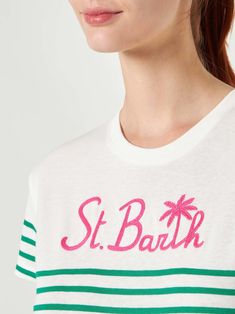 Woman t-shirtGreen and white stripedSt. Barth embroideryRound neckShort sleevesRegular fitTrue to sizeComposition: 100% cotton. White T-shirt With Contrast Stripes For Summer, White Contrast Stripes T-shirt For Summer, Summer Short Sleeve T-shirt With Signature Stripes, White T-shirt With Contrast Stripes, White Short Sleeve T-shirt With Signature Stripes, Velvet Color, Jeans Jumpsuit, Luxury Accessories, Online Bags