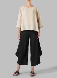 Baggy Lagenlook Tops, Chic Boxy Top For Fall, Chic Boxy Fit Tops For Fall, Chic Boxy Fit Tops For Summer, Chic Boxy Fit Summer Tops, Chic Oversized Bottoms For Day Out, Versatile Viscose Wide Leg Pants For Spring, Casual Viscose Wide Leg Pants For Fall, Casual Wide Leg Viscose Pants For Fall