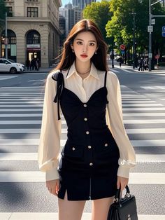 Casual Glam, Stay Young, Classy Casual Outfits, Fashion Design Sketches, Korea Fashion, Fashion Tips For Women, Look Younger