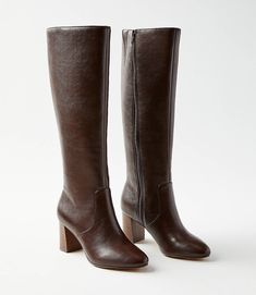 Heeled Tall Boots Tall Walking Boots, Fall Boots With Dress, Boots Wide Calves, Womens Tall Boots Outfit, Tall Dark Brown Boots, Short Dress Tall Boots, Tall Boots Women, Women’s Tall Boots, Fall 2024 Boot Trends