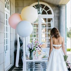 Pastel 3-Foot Giant Pastel Balloons - Ellie's Party Supply Giant Balloons Wedding, White Balloons Wedding, 36 Inch Balloons, Giant Balloon, Balloon Wedding, Balloon Tassel, Jumbo Balloons, Wedding Balloon Decorations, Party Stand