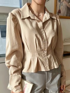 Korean Blouse Outfit Casual, Korean Blouse Outfit, Trendy Tops For Women Casual, Blouse Outfit Casual, Korean Blouse, Tops For Women Casual, Casual Outfit Inspiration, Plain Outfits, Trendy Tops For Women