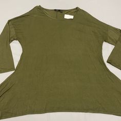 **Brand New With Tags** Rdi From Nordstrom Rack Size:3x Color:Olive Green Texture:Soft, Stretchy Widens Towards The Bottom **No Trades Or Modeling At This Time. Offers Welcome! Exact Measurements Of Length And Width Displayed In Pictures** 216 Green Stretch Long Sleeve Top For Spring, Green Stretch Top With 3/4 Sleeves, Green 3/4 Sleeve Blouse For Fall, Green Half Sleeve Tops For Fall, Green Casual Long Sleeve Top For Spring, Casual Green Long Sleeve Top For Spring, Oversized Green Tops With 3/4 Sleeves, Olive Long Sleeve Tops For Summer, Olive Long Sleeve Summer Tops