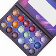 Galaxy Eyeshadow, Galaxy Makeup, Eyeshadow Tips, Magical Makeup, Makeup Rooms, Makeup Room, Bh Cosmetics, Highlighter Makeup