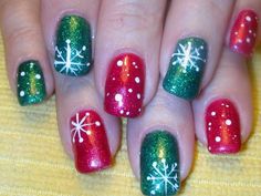 Christmas Nails Red And Green Glitter, Gellish Nails, Nail Designs Diy, Gelish Nail Colours, Painted Snowflakes, Gel Nails Ideas, Dip Polish, Diy Christmas Nail Art, Christmas Nail Art Ideas