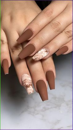 Spring Into Style with These Black and White Coffin Nail Designs. Wave Nails, Brown Nails Design, Nude Nail Designs, Short Nails Art, Fall Nail Art, Brown Nails, Autumn Nails, Luxury Nails, Coffin Nails Designs